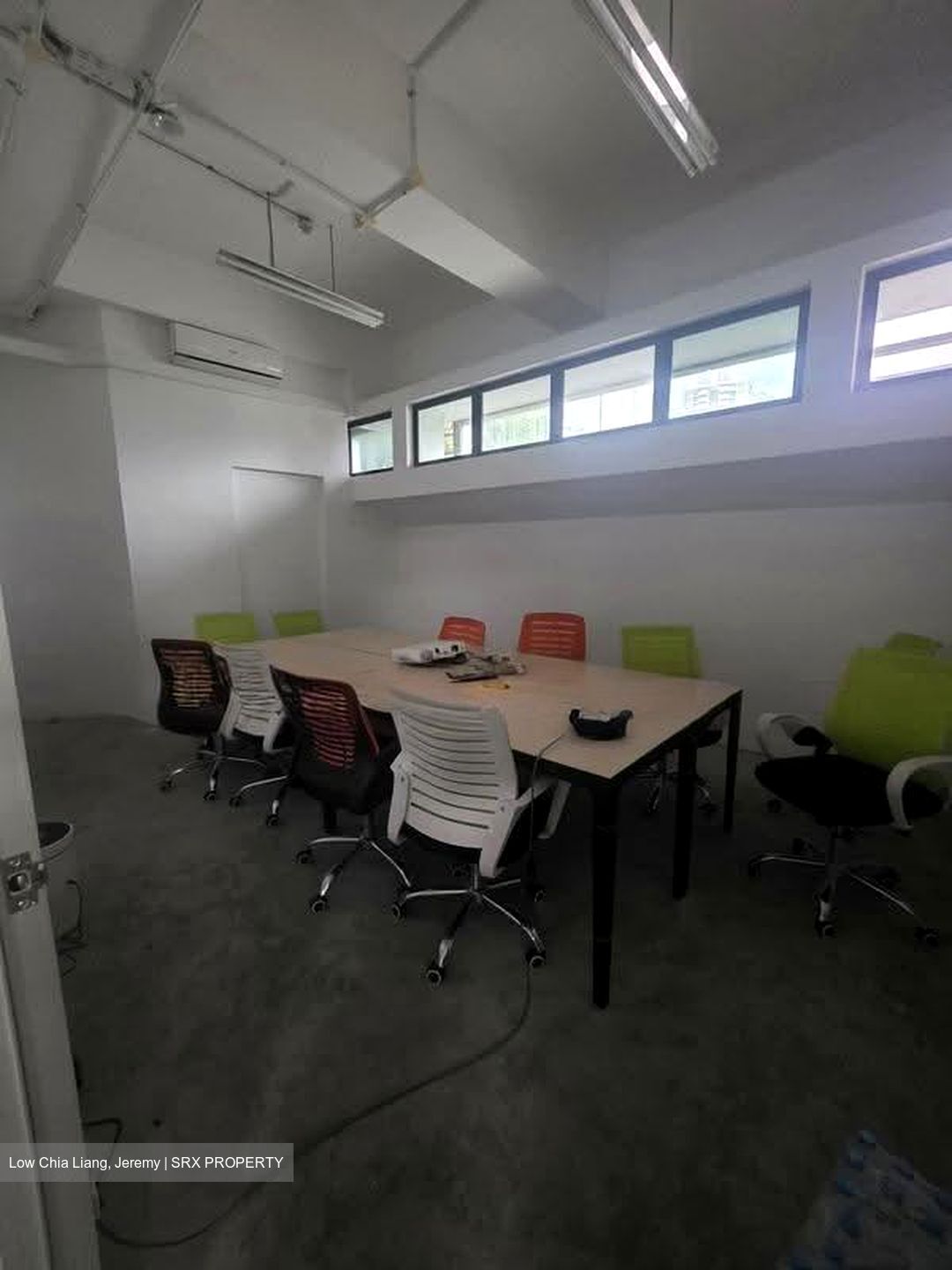 Far East Refrigeration Building (D12), Office #635878951